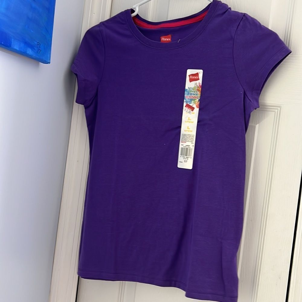 Kids Hanes plain short sleeve shirts (Multiple colors an Sizes Availab…